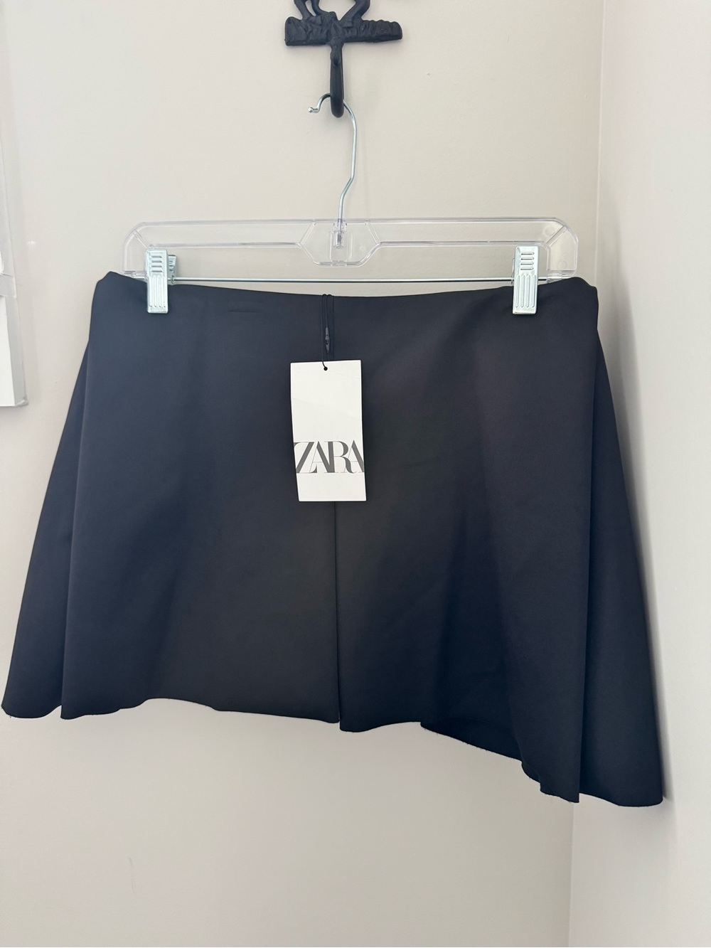 NWT - ZARA Black Circle Skirt with Flared Hem school girl style